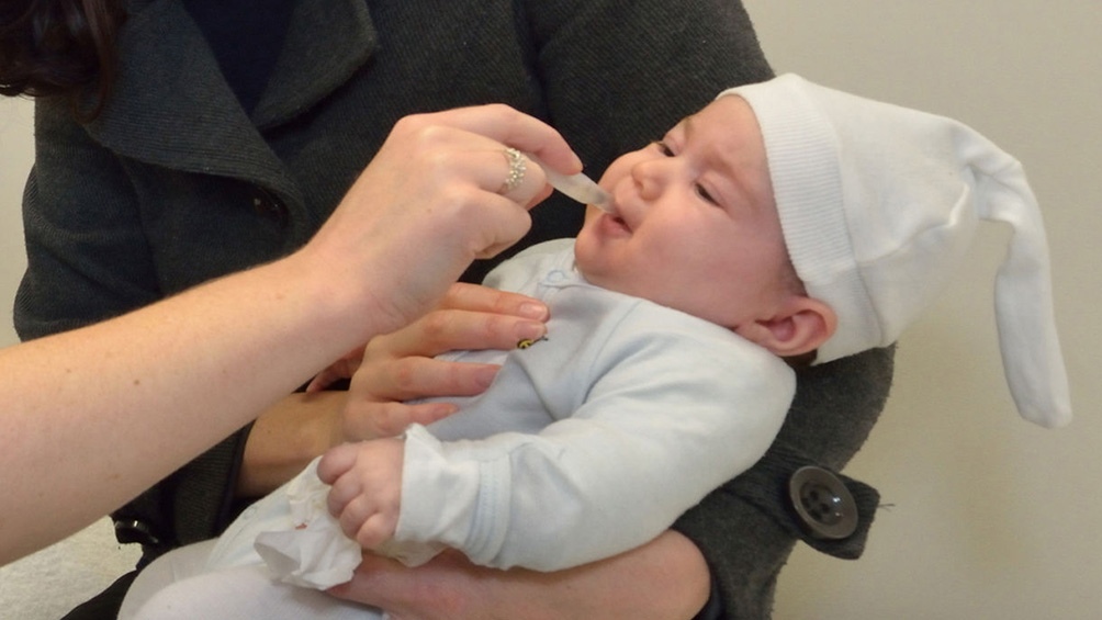 Poliomielitis: desde este lunes se reemplazará la vacuna oral Sabin en todo el país