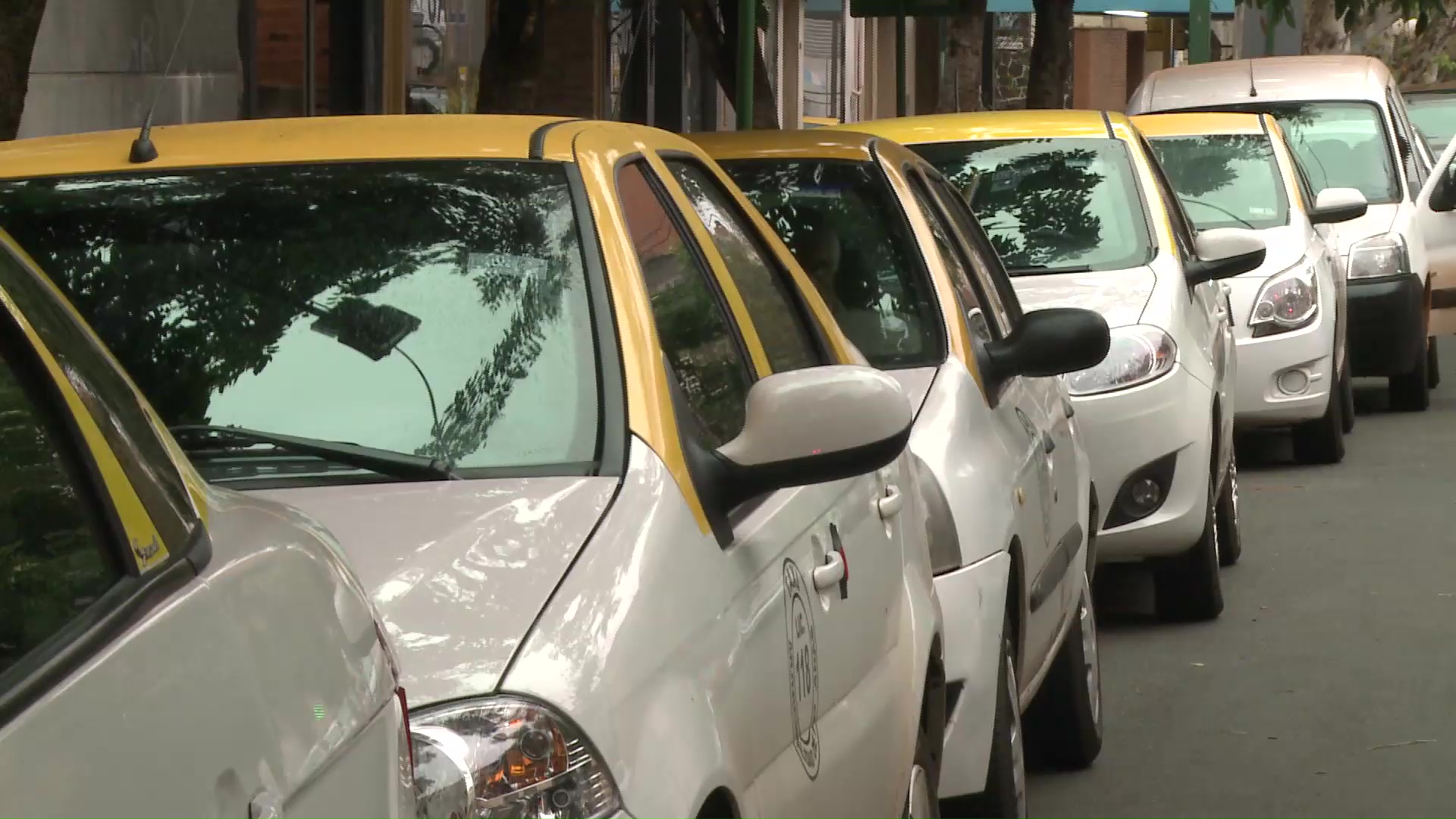 Aumentó el servicio de taxi en Posadas