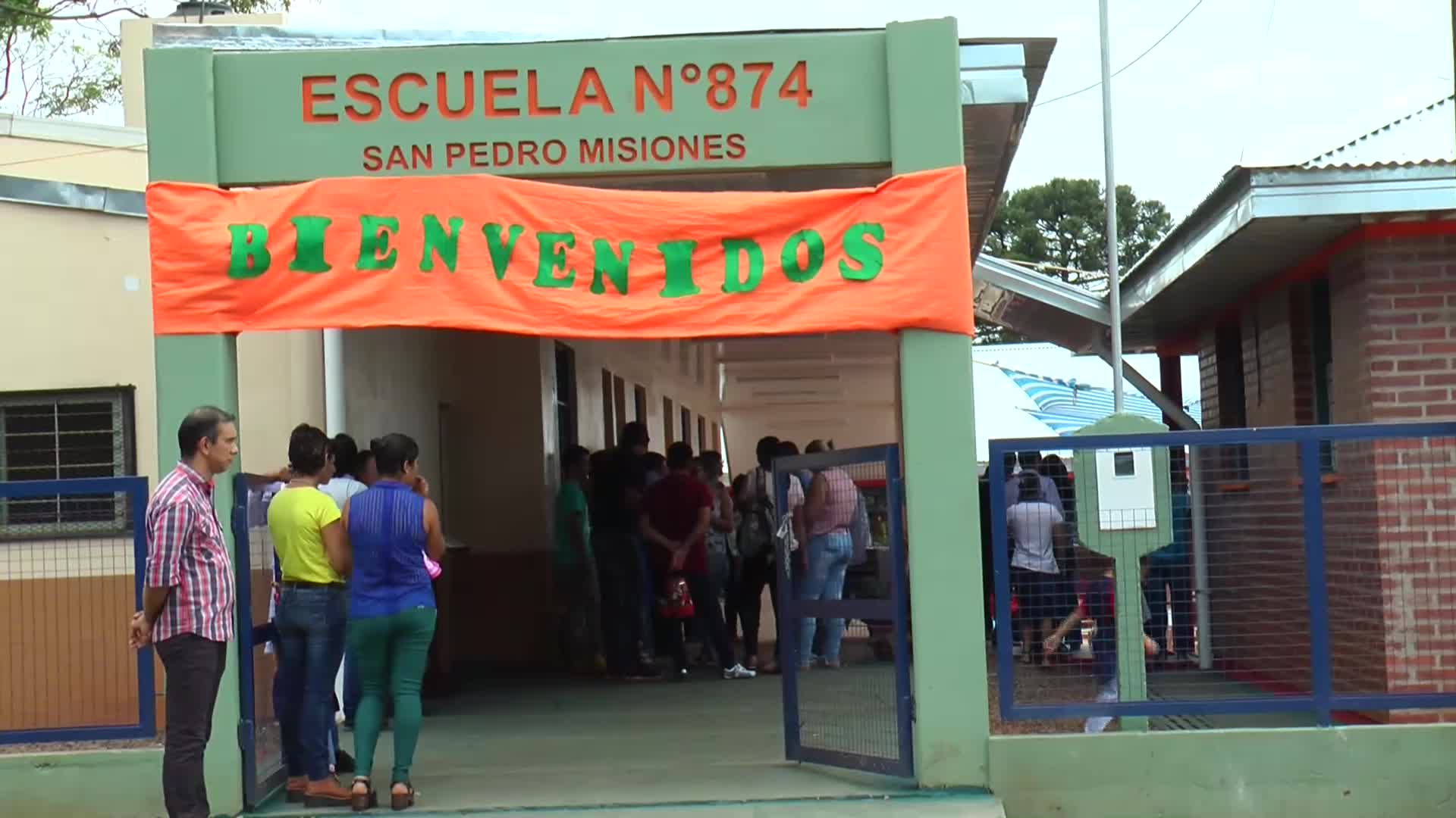 San Pedro: Passalacqua inauguró el nuevo edificio de la Escuela 874