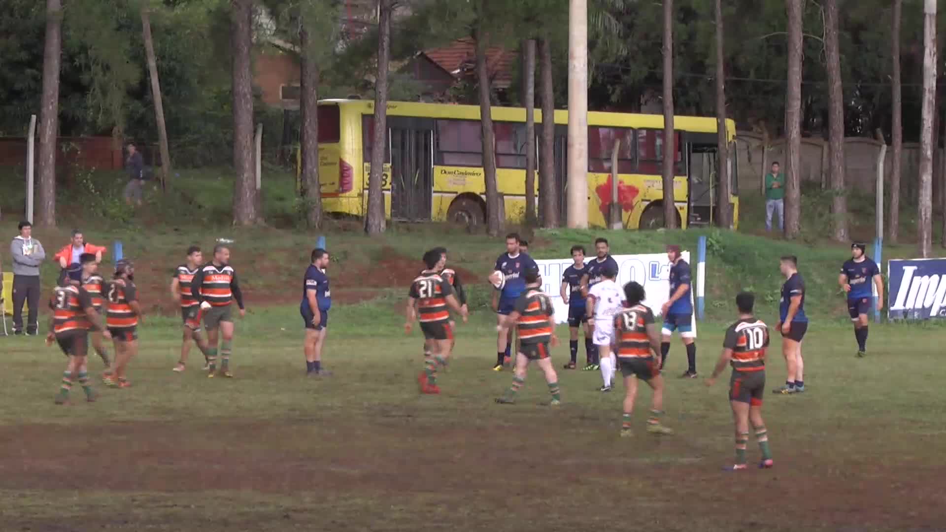 Rugby: triunfo azurro en el inicio del super 8 URUMI
