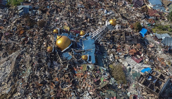 Indonesia:  más de 1.400 muertos en el terremoto y tsunami en Célebes