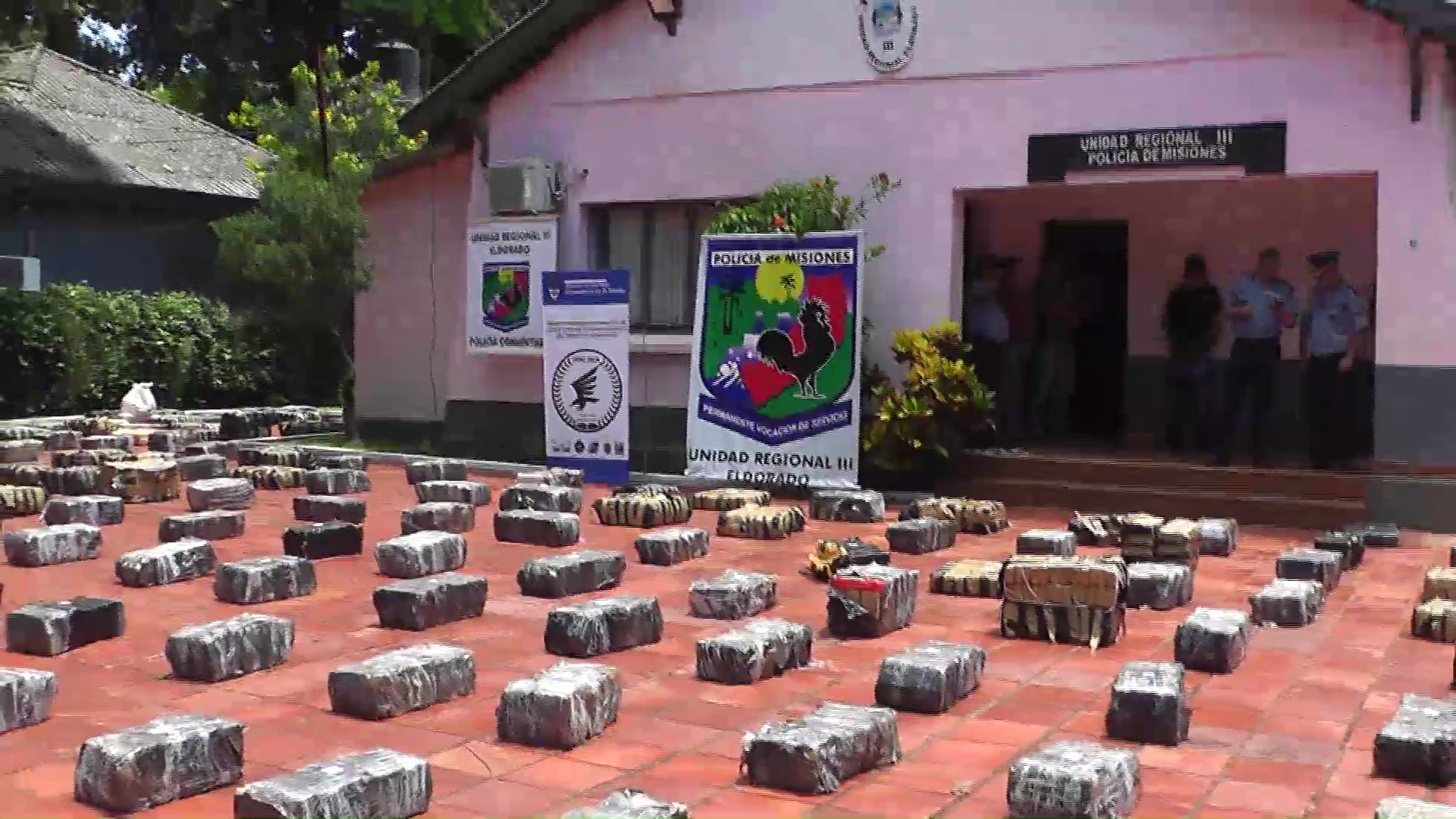 Histórico golpe al narcotráfico: incautaron más de 5 toneladas de droga en Montecarlo
