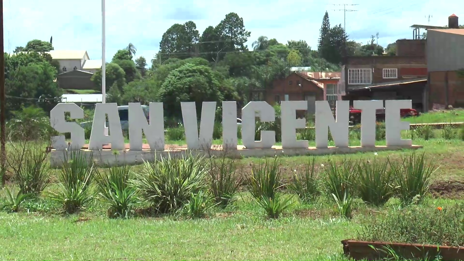 La UNAU reactivó el comercio en San Vicente: el inmobiliario, el rubro que más creció