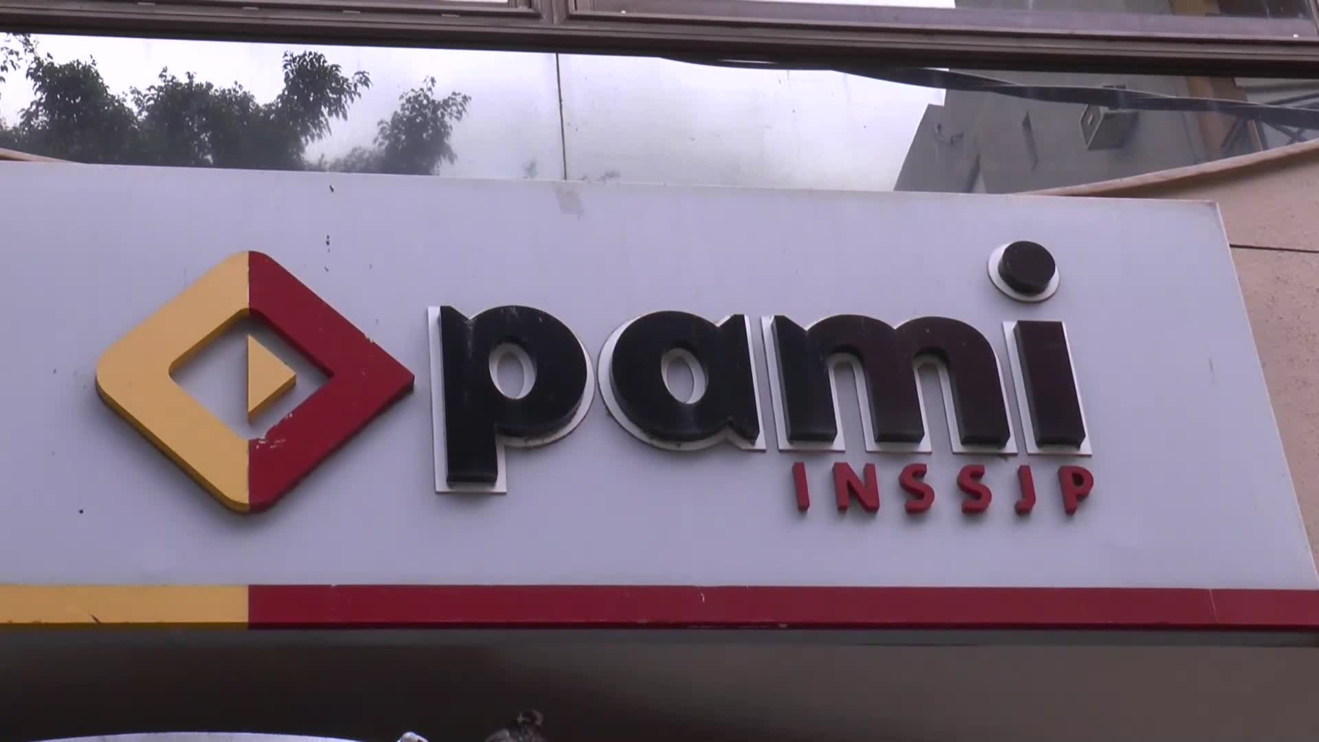 Problema de logística: PAMI no entrega pañales pero asegura reintegros por su compra