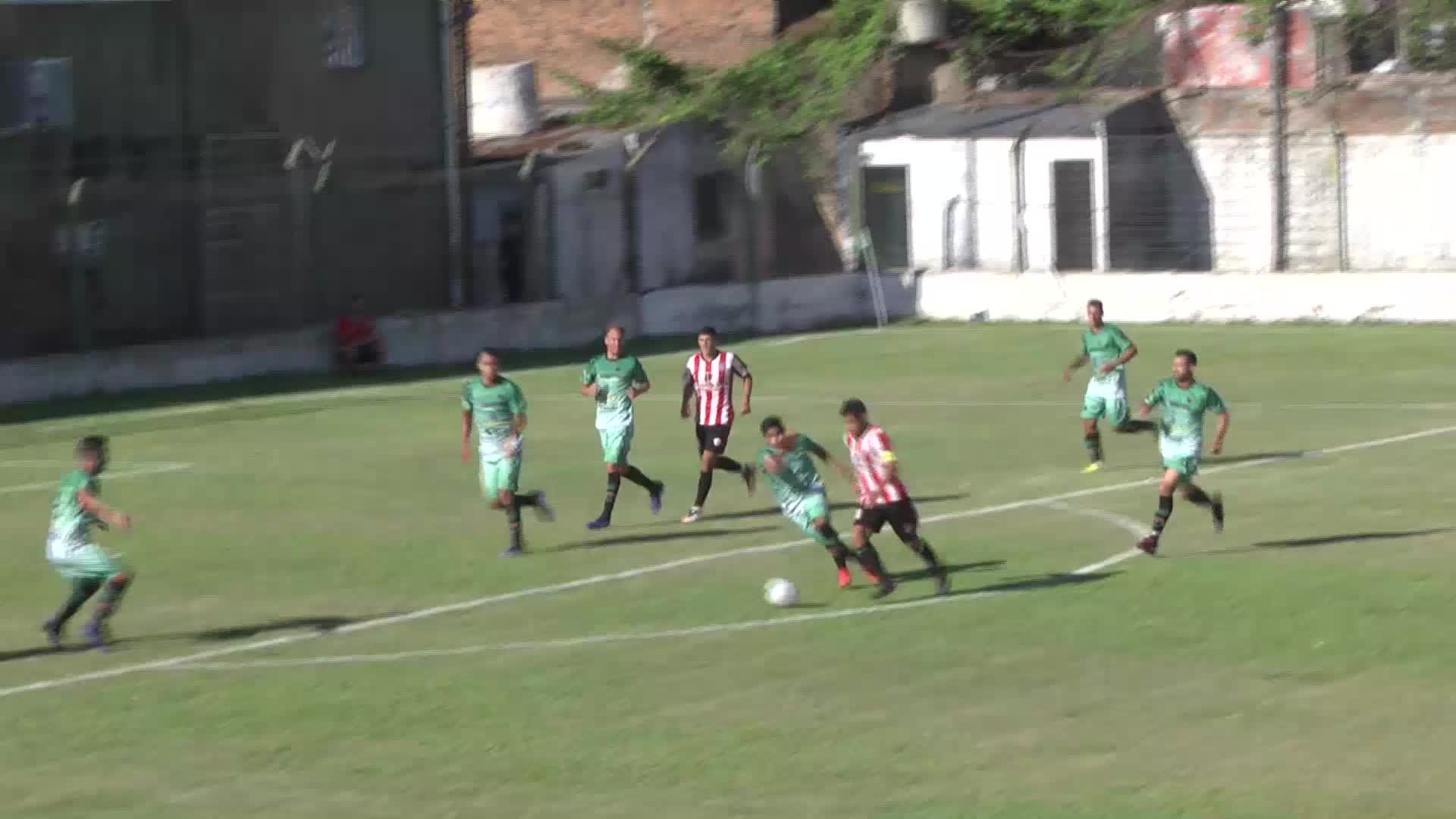 Fútbol regional amateur: dura derrota de Sporting en Corrientes