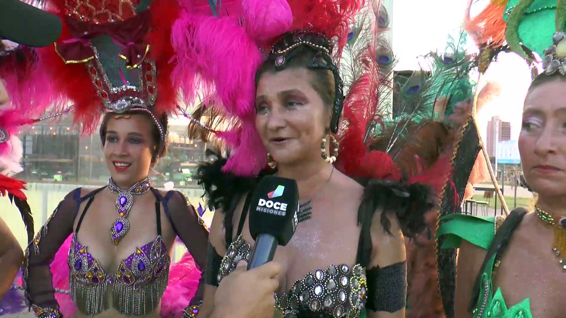 Preparan el carnaval: Bella Carioca representa a Itaembé Miní