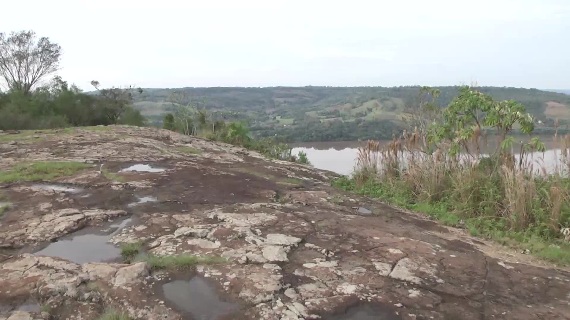 Panambí: autoridades provinciales recorrieron el cerro mbororé