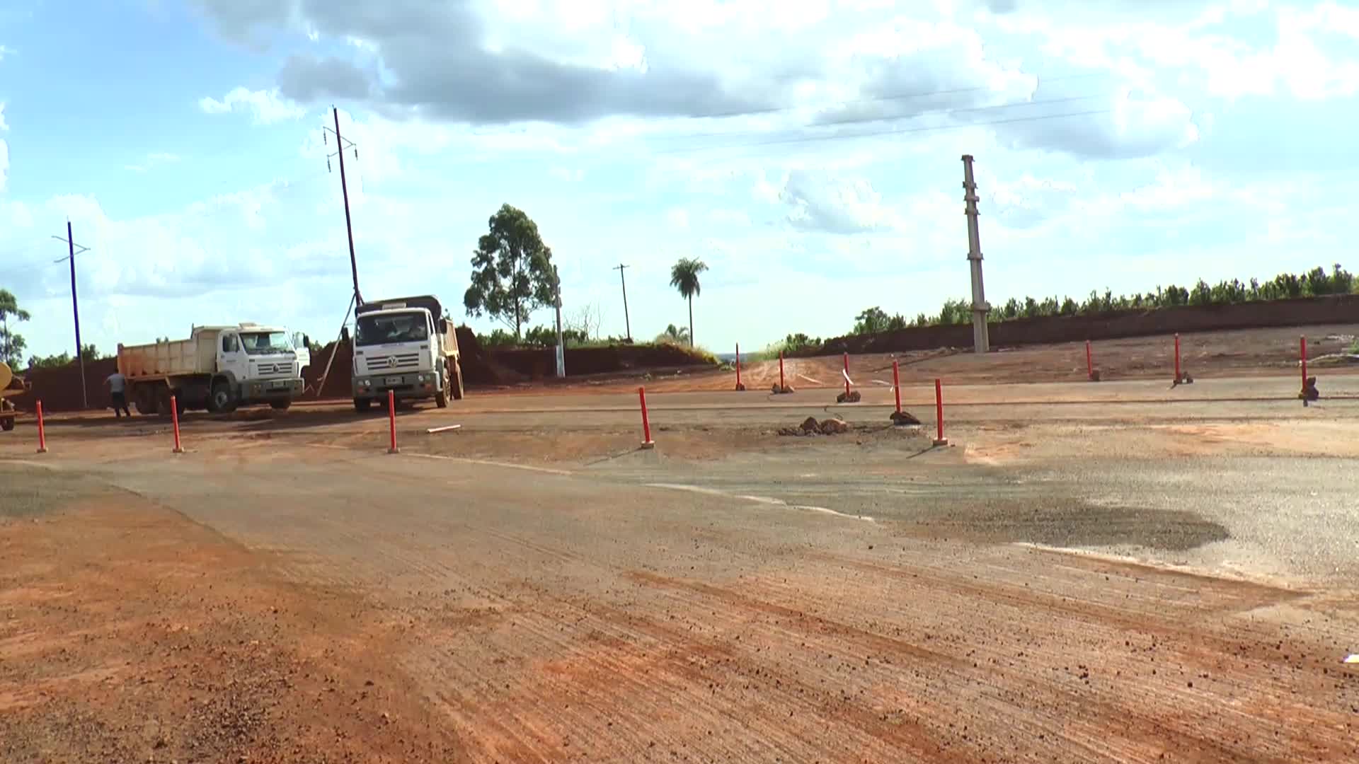 Vialidad provincial ejecuta las obras: construyen nueva rotonda de acceso a Gobernador López