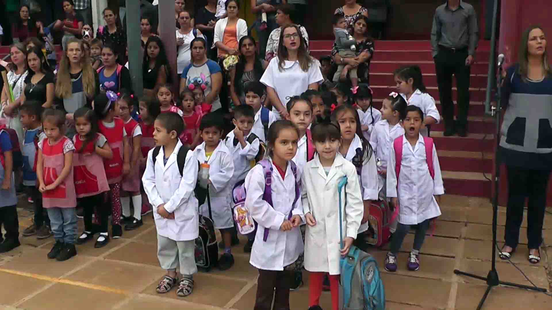Inicio del año lectivo en Eldorado: Escuela 880 jornada extendida 