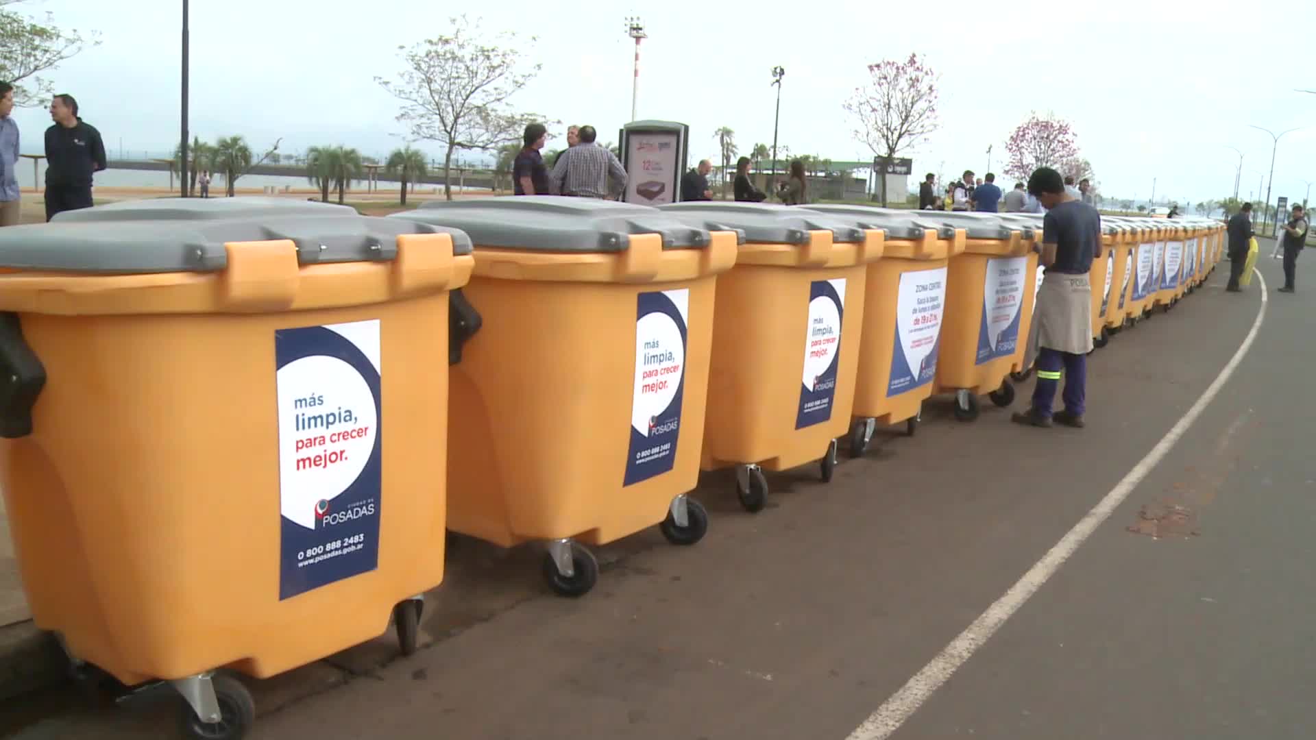 Posadas incorporó 100 nuevos contenedores de basura 