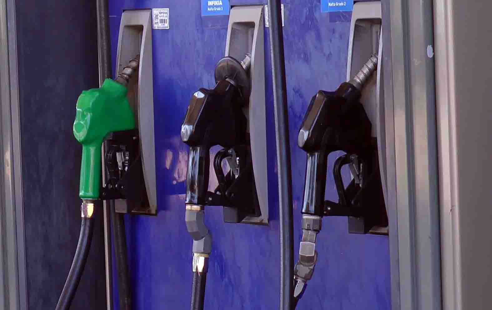 El Gobierno nacional quiere autorizar el autoservicio de combustible