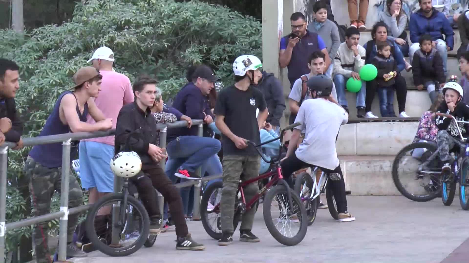 festejos Día del Niño: exhibición de BMX en el Bike Park de El Brete