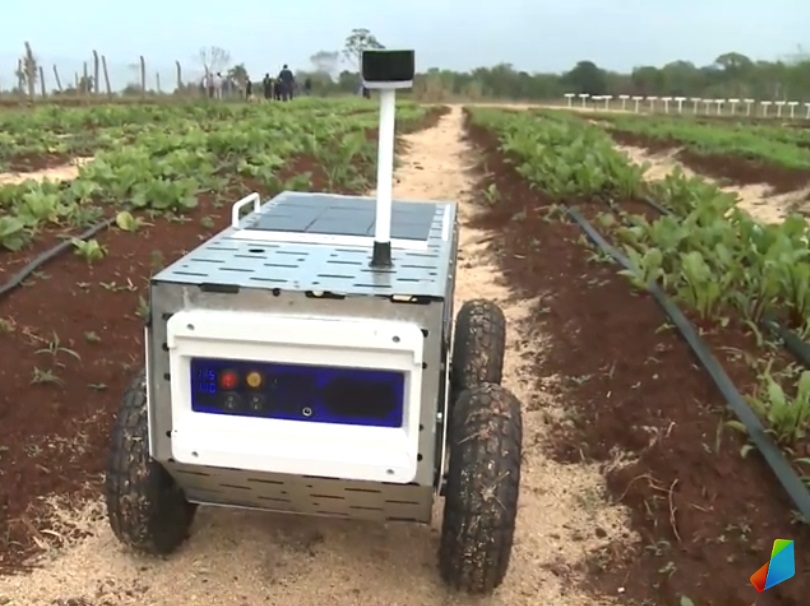 Presentaron un robot para el agro en Los Helechos