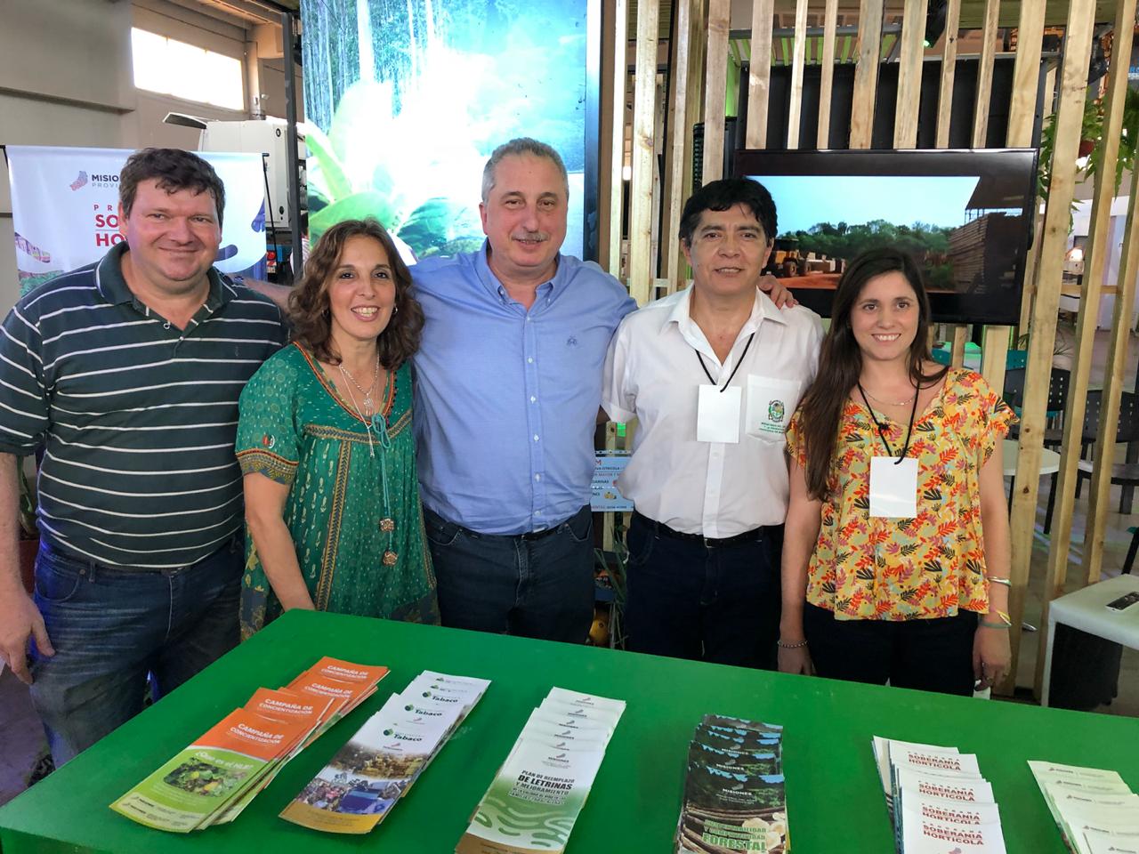 Passalacqua visitó la Feria Forestal Argentina