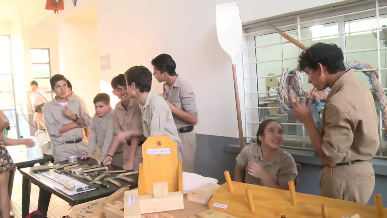 Expo Técnica IPESMI: alumnos prsentaron sus trabajos realizados a lo largo del año