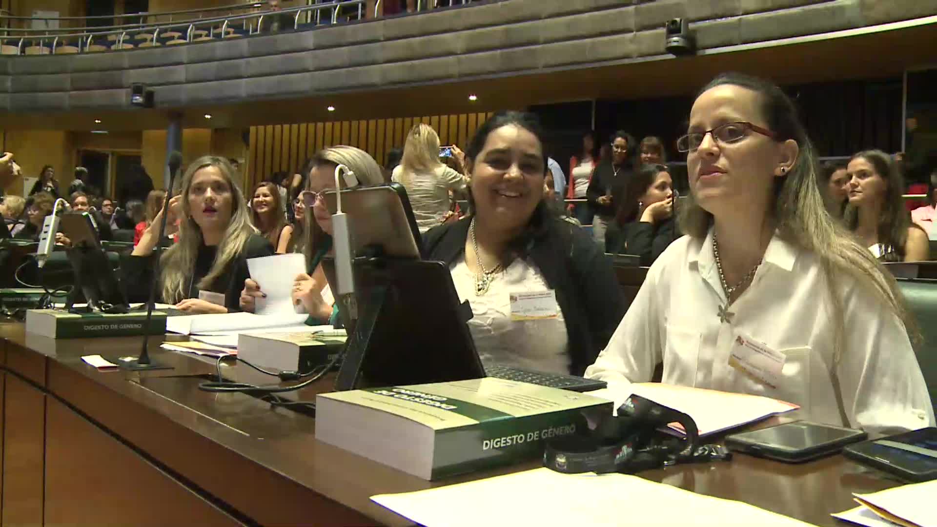 Parlamento de la Mujer 2019: se trataron 40 proyectos relacionados a las problemáticas de género, educación y salud