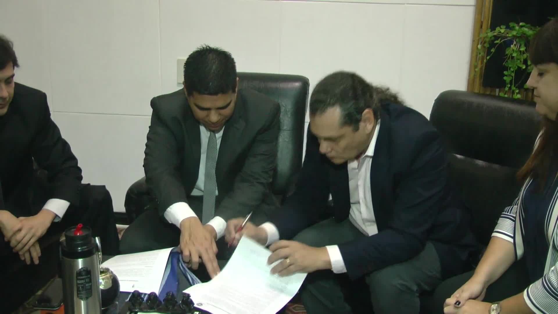 Posadas: firma de convenio entre Marandú y el Concejo Deliberante